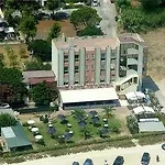 Rivabella 3* Davoli