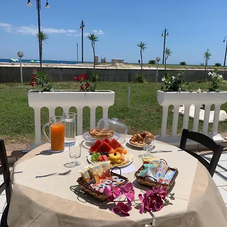 Rivabella Hotel Davoli