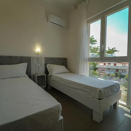 Hotel Rivabella 3*