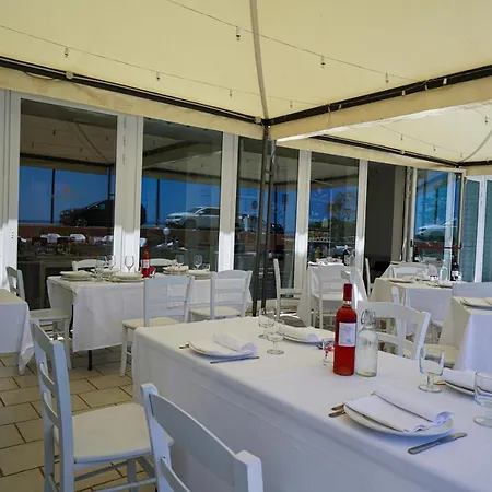 Hotel Rivabella Davoli