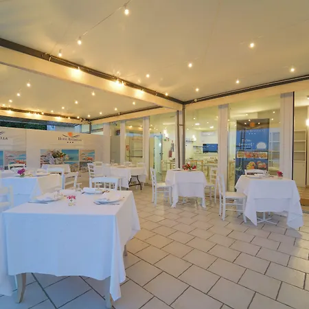 Hotel Rivabella 3*