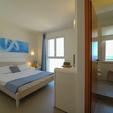 Hotel Rivabella Davoli